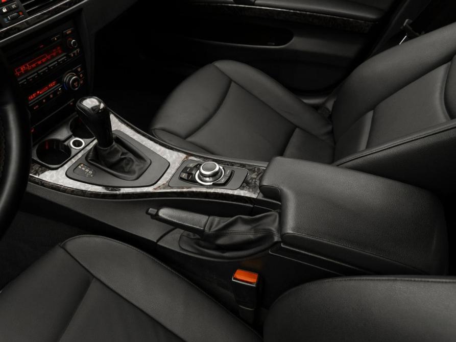BMW 3 серии V (E90/E91/E92/E93) Москва  - изображение 15