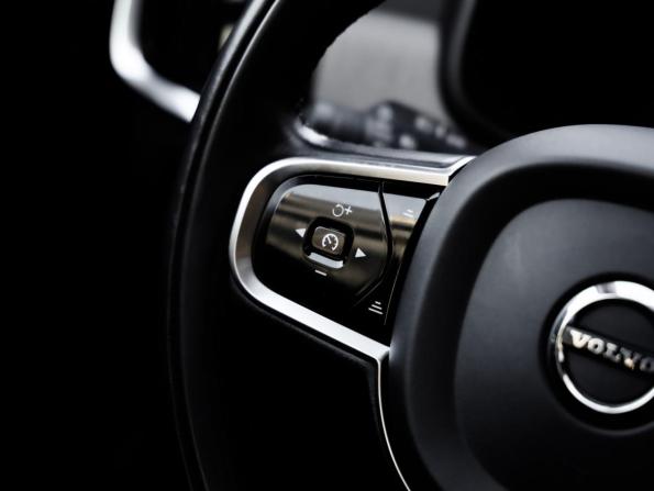 Volvo S90 II Рестайлинг с пробегом 2021 года, цена 3 044 000 рублей, 129256 км, седан, Автокод Объявления