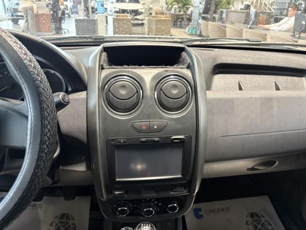 Renault Duster I Рестайлинг с пробегом 2017 года, цена 1 299 000 рублей, 111006 км, внедорожник, Автокод Объявления
