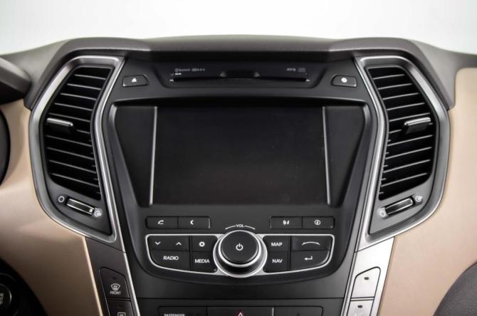 Hyundai Santa Fe III с пробегом 2014 года, цена 1 949 000 рублей, 221410 км, внедорожник, Автокод Объявления