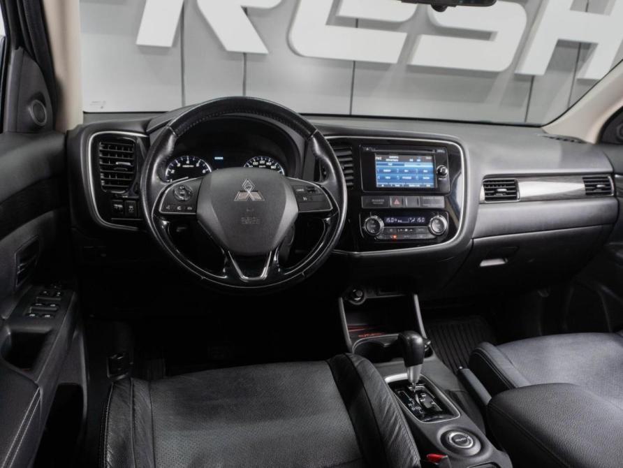 Mitsubishi Outlander III Рестайлинг 2 Тюмень  - изображение 6