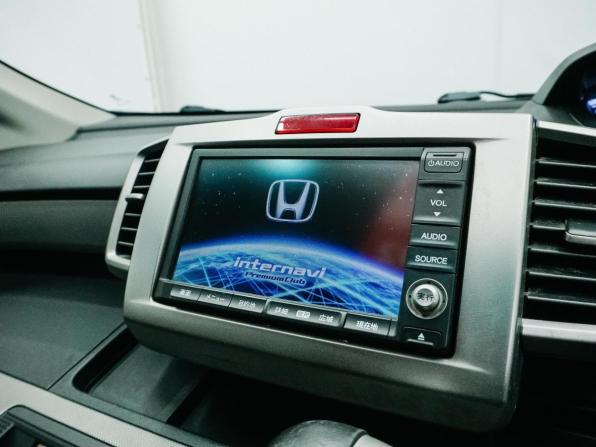 Honda Freed I Рестайлинг с пробегом 2011 года, цена 956 000 рублей, 147893 км, компактвэн, Автокод Объявления