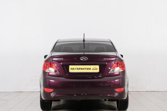 Hyundai Solaris I с пробегом 2013 года, цена 899 000 рублей, 123029 км, седан, Автокод Объявления