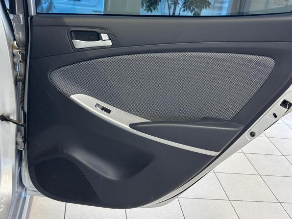 Hyundai Solaris I с пробегом 2011 года, цена 799 000 рублей, 111709 км, седан, Автокод Объявления