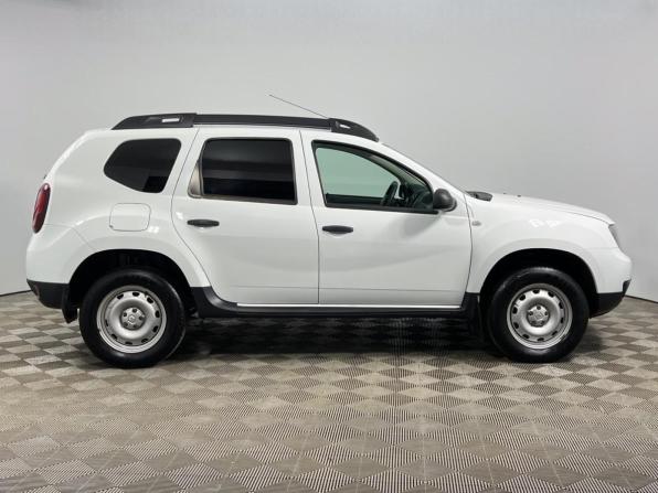 Renault Duster I Рестайлинг с пробегом 2016 года, цена 1 325 000 рублей, 118872 км, внедорожник, Автокод Объявления