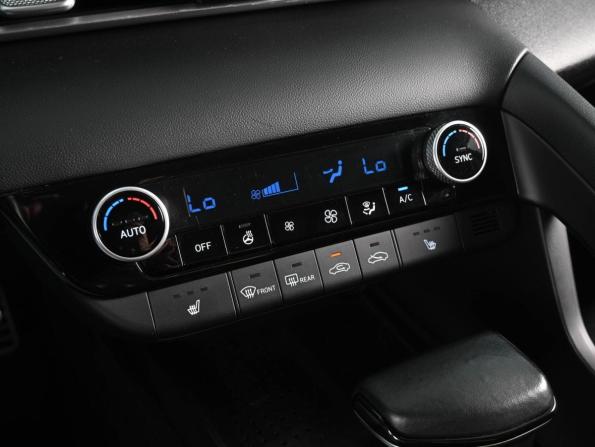 Hyundai Elantra VII (CN7) с пробегом 2022 года, цена 2 099 000 рублей, 76036 км, седан, Автокод Объявления
