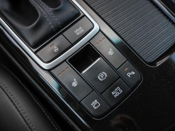Kia Optima IV Рестайлинг с пробегом 2018 года, цена 1 859 000 рублей, 116207 км, седан, Автокод Объявления