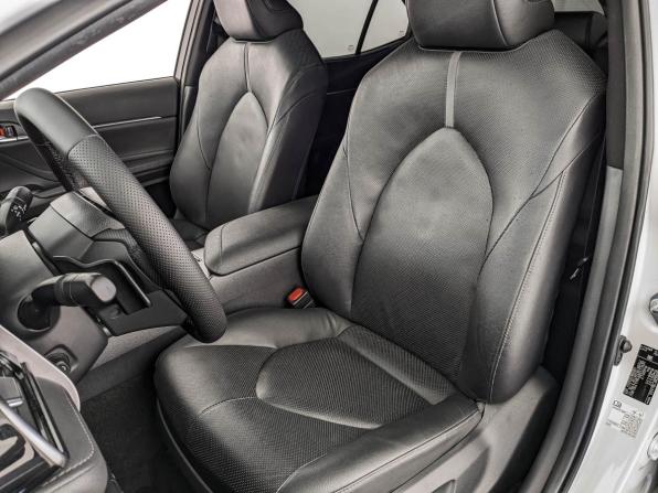 Toyota Camry VIII (XV70) Рестайлинг с пробегом 2021 года, цена 3 100 000 рублей, 98113 км, седан, Автокод Объявления