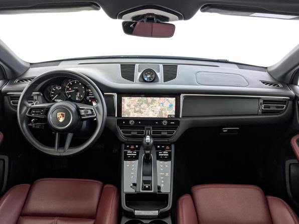 Porsche Macan I Рестайлинг 2 с пробегом 2022 года, цена 7 300 000 рублей, 26584 км, внедорожник, Автокод Объявления