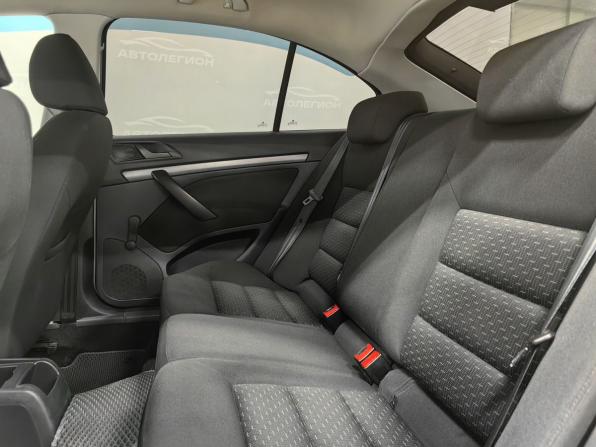 Skoda Octavia II (A5) Рестайлинг с пробегом 2010 года, цена 899 000 рублей, 252085 км, лифтбек, Автокод Объявления