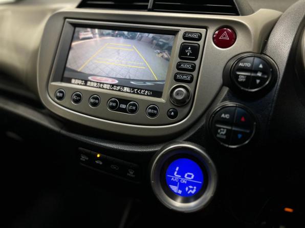 Honda Fit II с пробегом 2011 года, цена 820 000 рублей, 153256 км, хэтчбек, Автокод Объявления