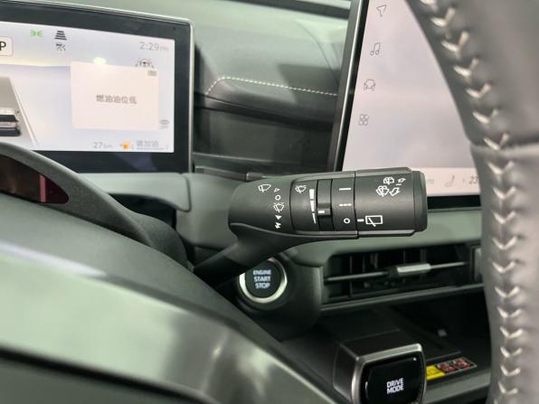 Toyota RAV4 VI (XA60) с пробегом 2025 года, цена 4 149 000 рублей, 26 км, внедорожник, Автокод Объявления