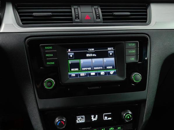 Skoda Rapid I с пробегом 2016 года, цена 1 077 000 рублей, 132423 км, лифтбек, Автокод Объявления