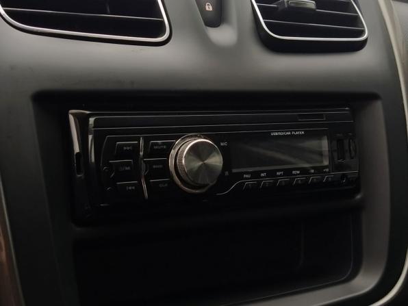 Renault Sandero II с пробегом 2015 года, цена 949 000 рублей, 56354 км, хэтчбек, Автокод Объявления
