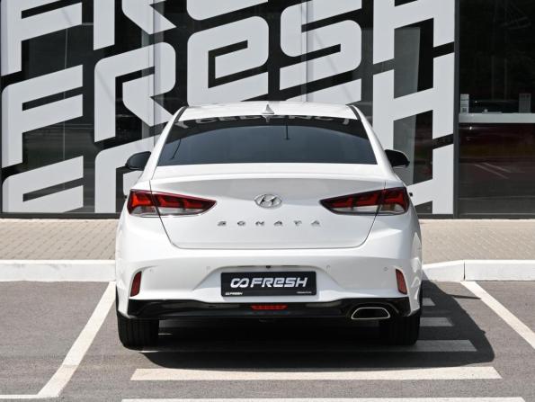 Hyundai Sonata VII (LF) Рестайлинг с пробегом 2018 года, цена 1 765 300 рублей, 124996 км, седан, Автокод Объявления
