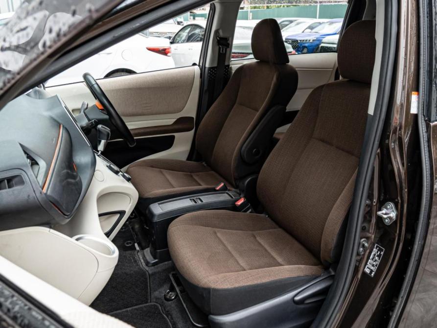 Toyota Sienta II Краснодар  - изображение 8