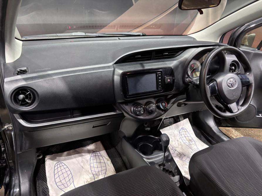Toyota Vitz III (XP130) Рестайлинг Ставрополь  - изображение 6