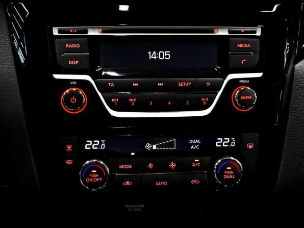 Nissan Qashqai II с пробегом 2018 года, цена 1 585 000 рублей, 106759 км, внедорожник, Автокод Объявления