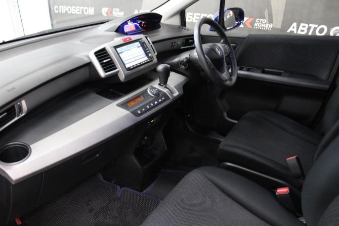 Honda Freed I Рестайлинг с пробегом 2011 года, цена 1 029 000 рублей, 160000 км, компактвэн, Автокод Объявления