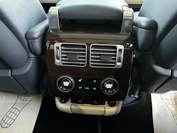 Land Rover Range Rover IV Рестайлинг с пробегом 2022 года, цена 9 150 000 рублей, 43267 км, внедорожник, Автокод Объявления