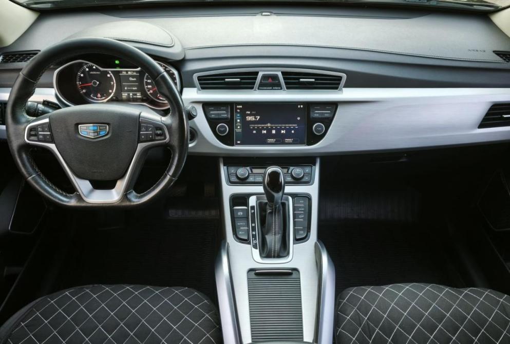 Geely Atlas I Сыктывкар  - изображение 17