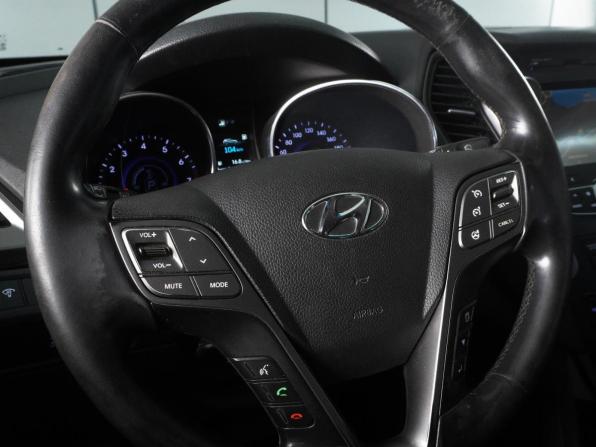 Hyundai Santa Fe III с пробегом 2013 года, цена 1 575 000 рублей, 218655 км, внедорожник, Автокод Объявления