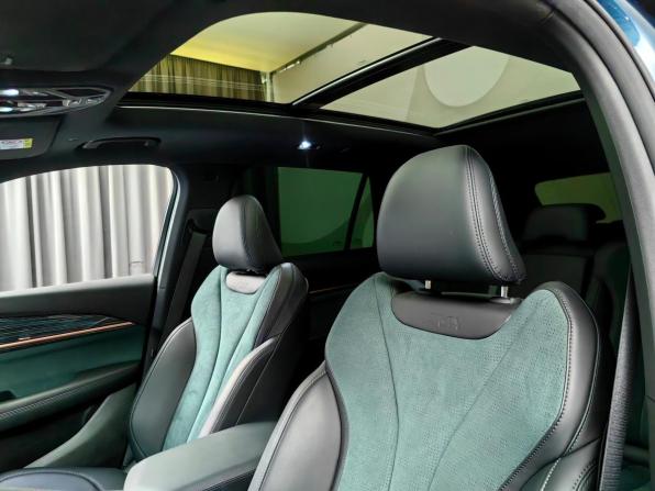 Geely Monjaro I с пробегом 2023 года, цена 3 133 000 рублей, 41570 км, внедорожник, Автокод Объявления