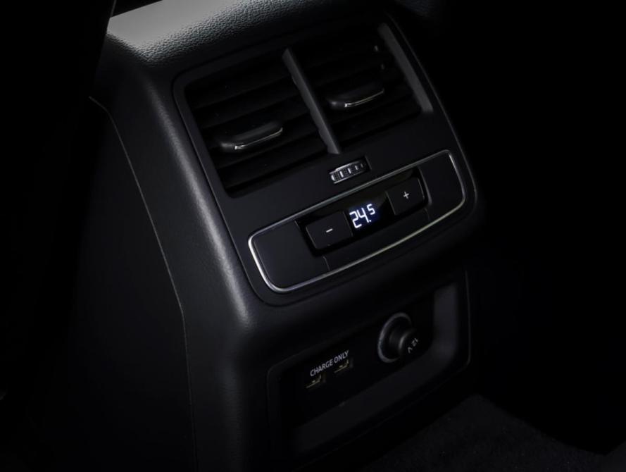 Audi A4 V (B9) Рестайлинг Москва  - изображение 13