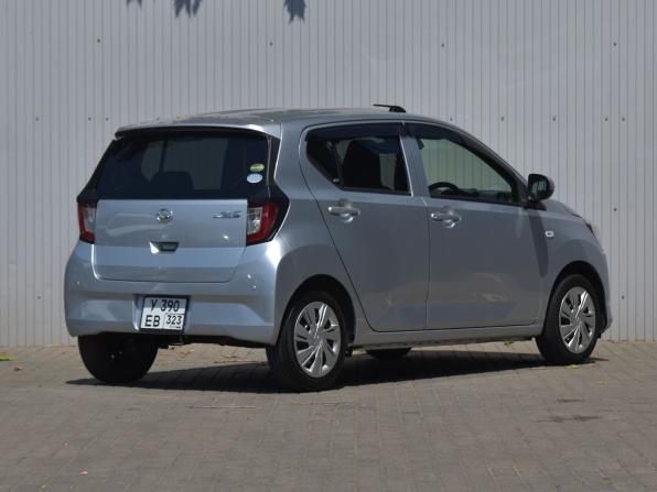 Daihatsu Mira e:S II с пробегом 2020 года, цена 649 000 рублей, 57900 км, хэтчбек, Автокод Объявления