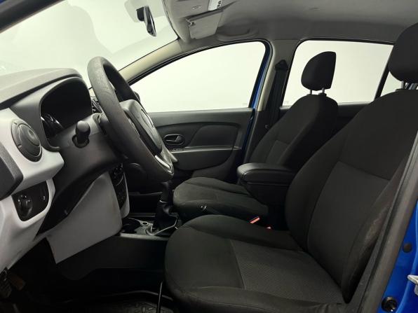 Renault Sandero II с пробегом 2014 года, цена 679 000 рублей, 175651 км, хэтчбек, Автокод Объявления