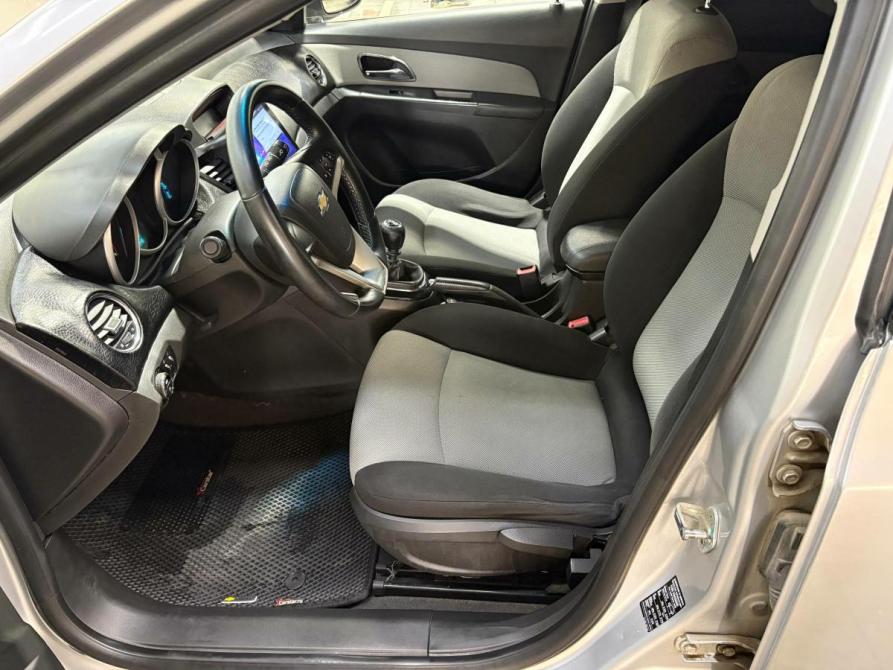 Chevrolet Cruze I Санкт-Петербург  - изображение 6