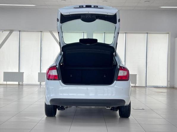 Skoda Rapid I Рестайлинг с пробегом 2019 года, цена 1 380 000 рублей, 87997 км, лифтбек, Автокод Объявления