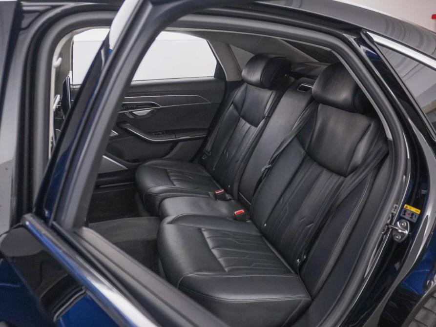 Audi A8 IV (D5) Москва  - изображение 9