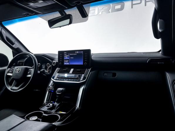 Toyota Land Cruiser 300 Series с пробегом 2022 года, цена 10 500 000 рублей, 23917 км, внедорожник, Автокод Объявления