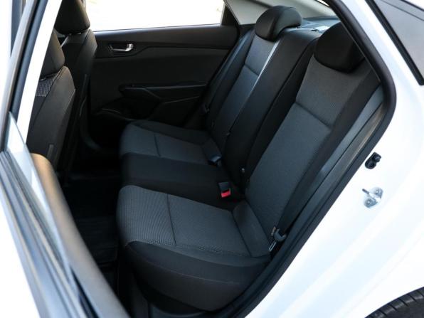 Hyundai Solaris II Рестайлинг с пробегом 2021 года, цена 1 799 000 рублей, 66334 км, седан, Автокод Объявления