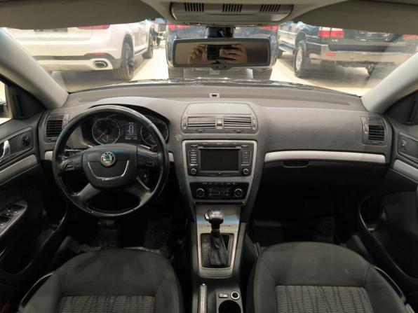Skoda Octavia II (A5) Рестайлинг с пробегом 2010 года, цена 599 000 рублей, 241467 км, лифтбек, Автокод Объявления