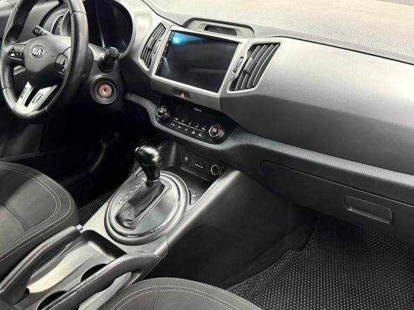 Kia Sportage III с пробегом 2013 года, цена 1 269 900 рублей, 197600 км, внедорожник, Автокод Объявления