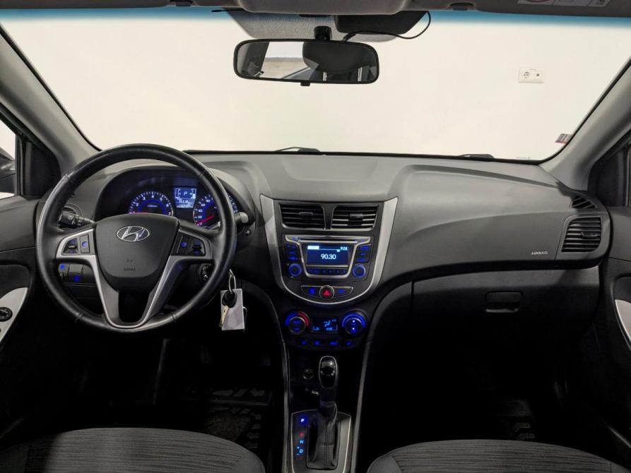 Hyundai Solaris I Рестайлинг Москва  - изображение 17