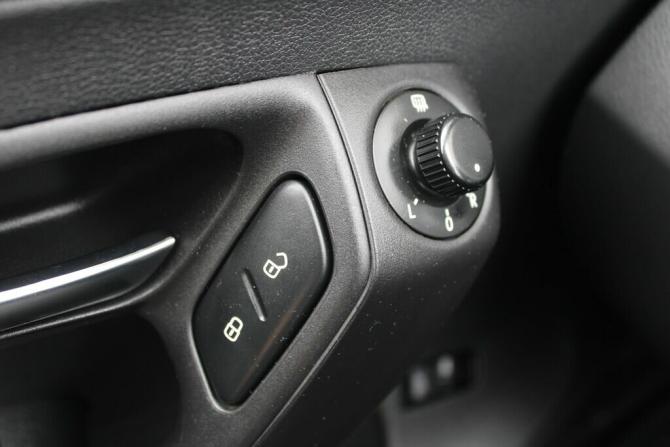 Volkswagen Polo V с пробегом 2012 года, цена 795 000 рублей, 124000 км, седан, Автокод Объявления