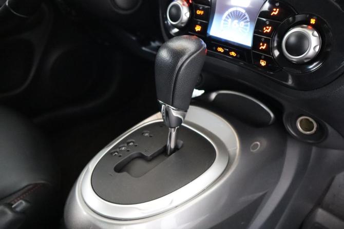 Nissan Juke I с пробегом 2012 года, цена 1 099 000 рублей, 99000 км, внедорожник, Автокод Объявления