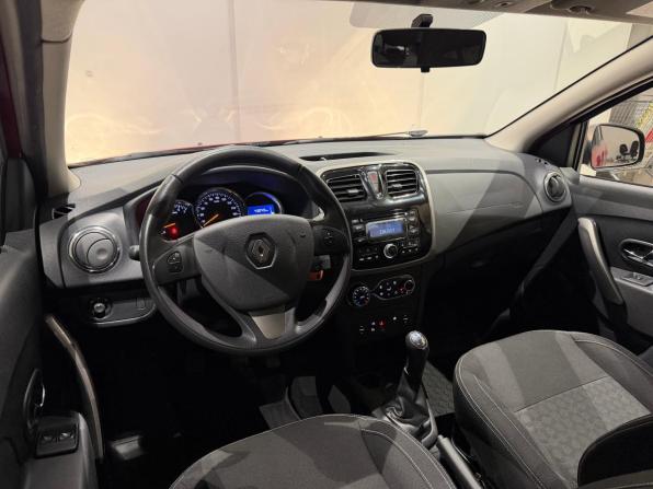 Renault Sandero II с пробегом 2016 года, цена 975 000 рублей, 46000 км, хэтчбек, Автокод Объявления