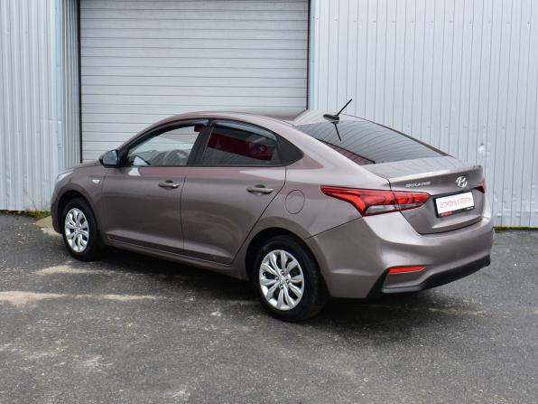Hyundai Solaris II с пробегом 2018 года, цена 1 099 000 рублей, 116849 км, седан, Автокод Объявления
