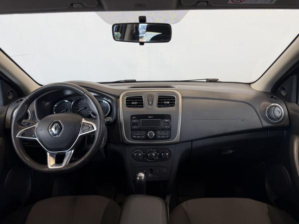 Renault Sandero II Рестайлинг с пробегом 2018 года, цена 1 025 000 рублей, 96600 км, хэтчбек, Автокод Объявления