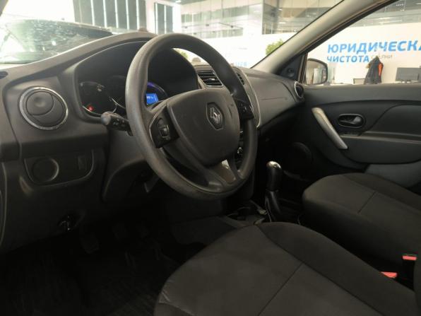 Renault Sandero II с пробегом 2018 года, цена 780 000 рублей, 175001 км, хэтчбек, Автокод Объявления