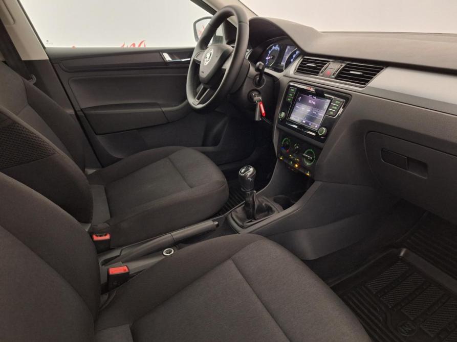 Skoda Rapid I Рестайлинг Псков  - изображение 12
