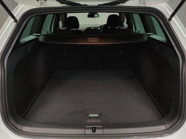 Volkswagen Golf VII с пробегом 2014 года, цена 1 325 000 рублей, 183027 км, универсал, Автокод Объявления