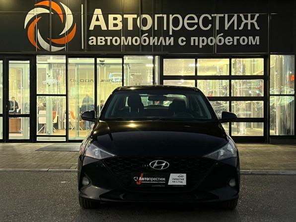 Hyundai Solaris II Рестайлинг с пробегом 2020 года, цена 1 649 000 рублей, 132299 км, седан, Автокод Объявления