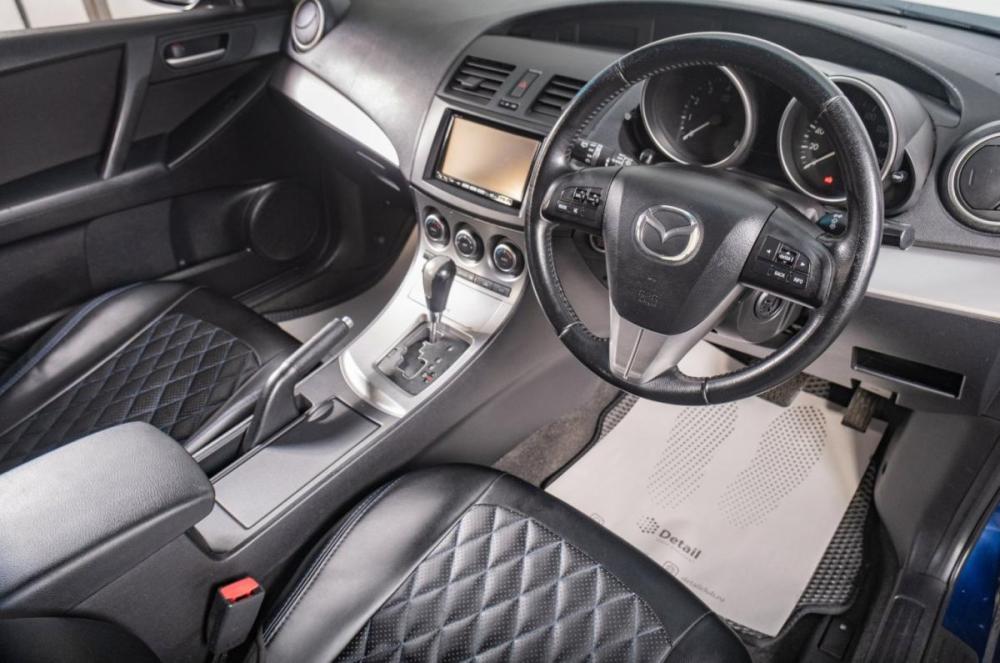 Mazda Axela II Томск  - изображение 8