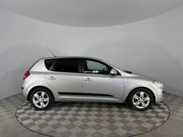 Kia Ceed I с пробегом 2007 года, цена 570 000 рублей, 247229 км, хэтчбек, Автокод Объявления