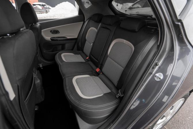 Kia Ceed II с пробегом 2015 года, цена 1 045 000 рублей, 193703 км, хэтчбек, Автокод Объявления